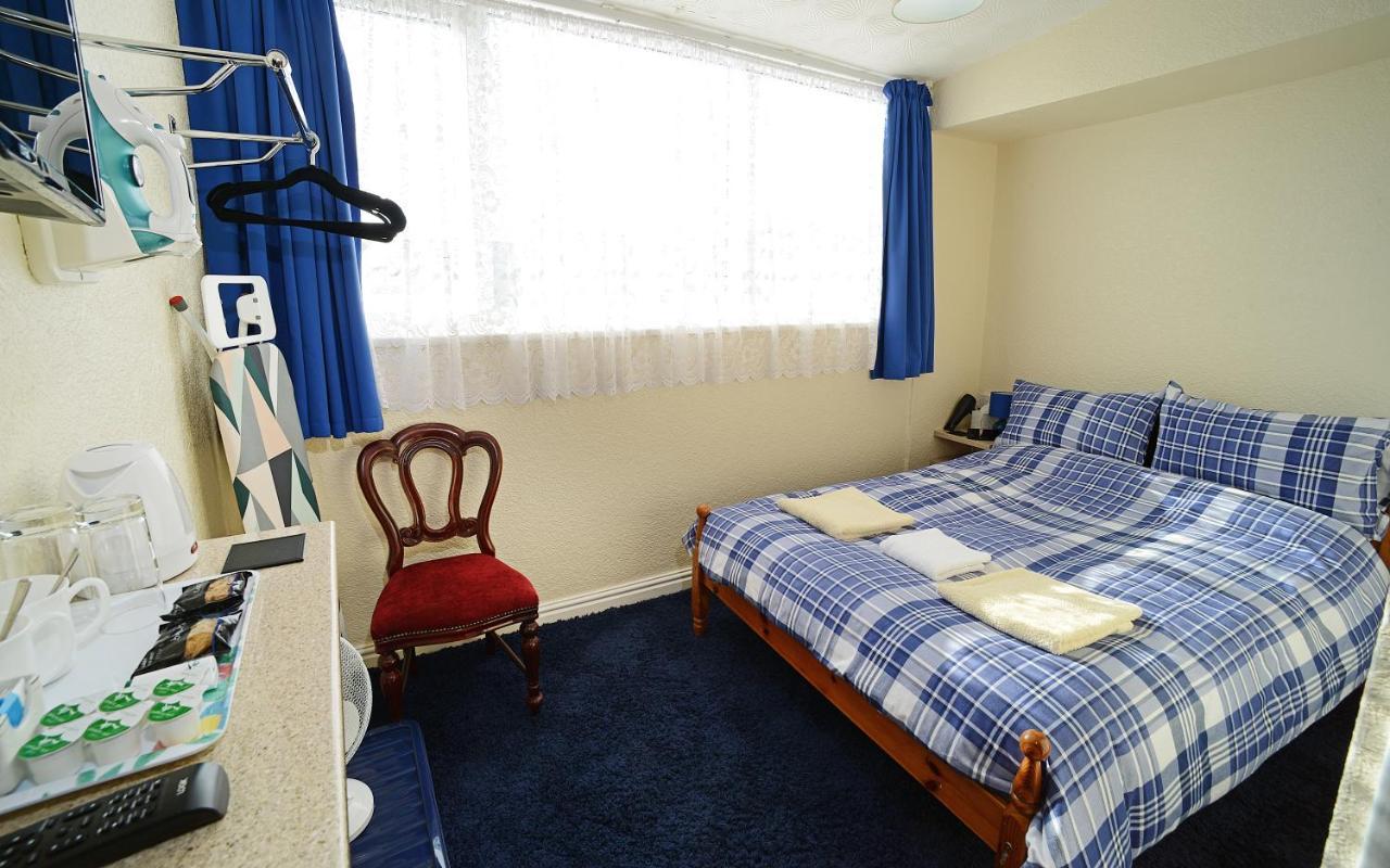 Lynmoore Guest House 블랙풀 외부 사진